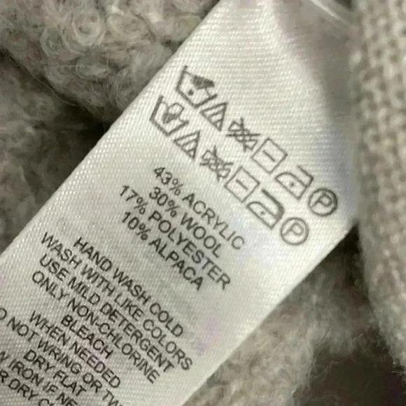 Rachel Zoe size med cardigan sweater - Picture 2 of 8